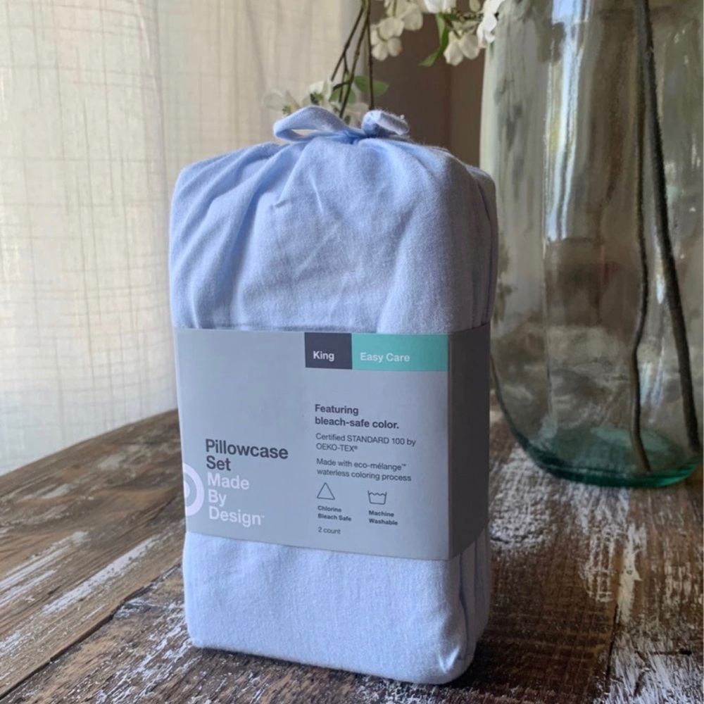 Target King easy care pillowcase set NWT